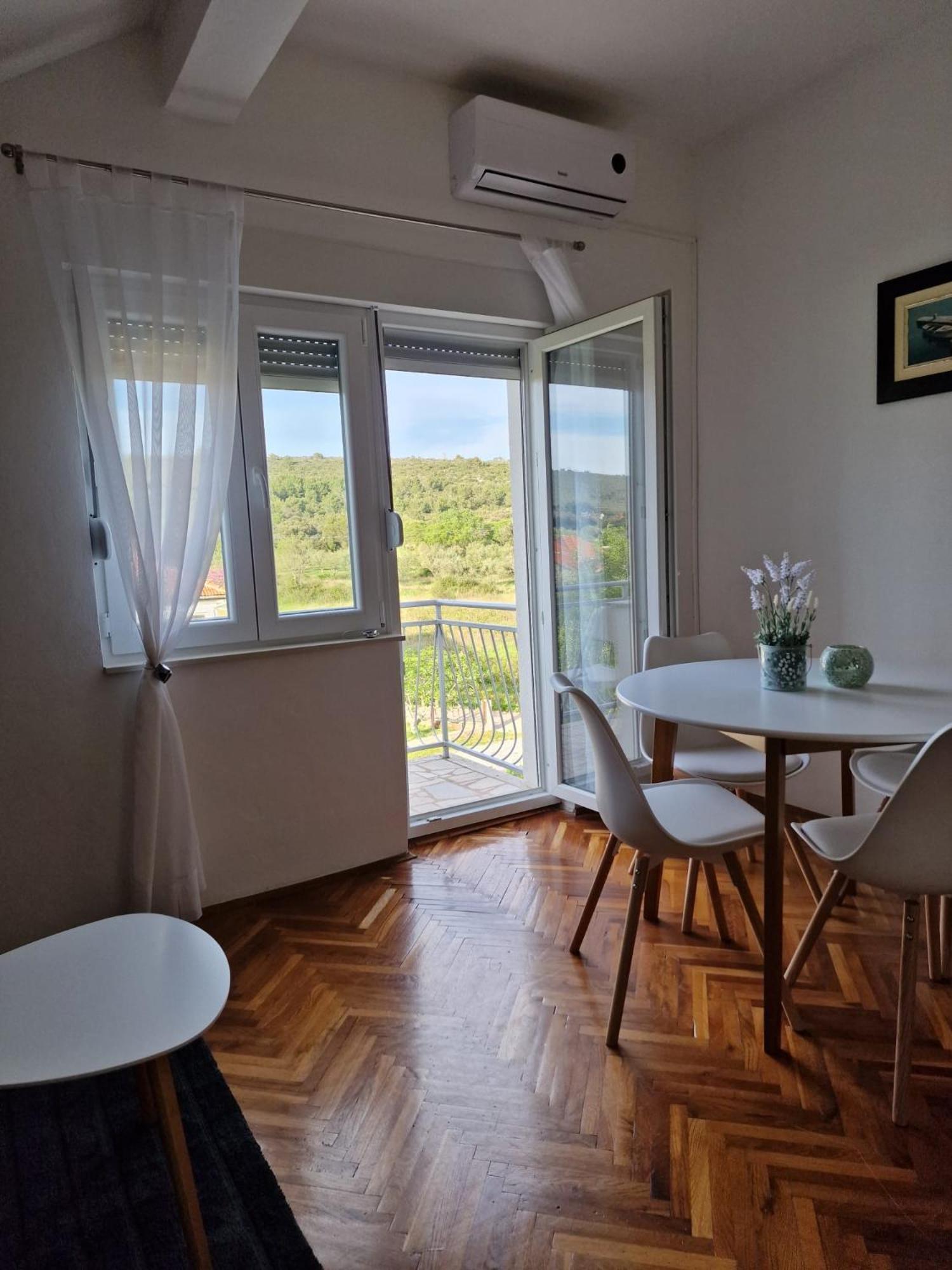 Apartmani Zinda Sukošan Eksteriør billede